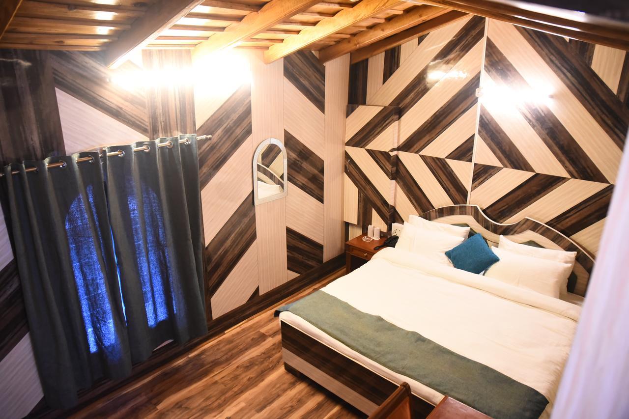 Hotel Skylark Nainital Exterior photo