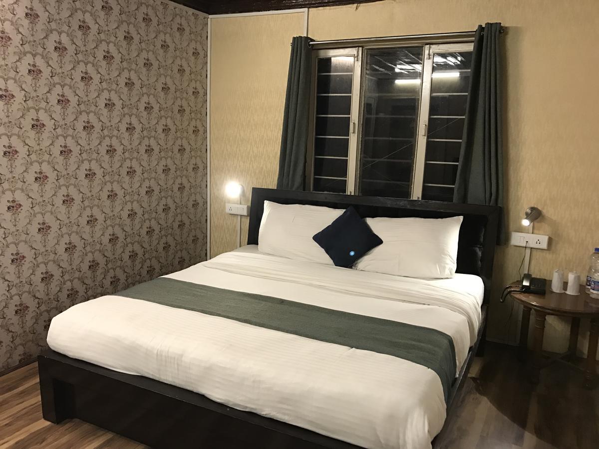 Hotel Skylark Nainital Room photo